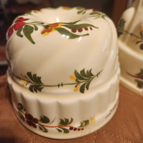 Portuguese Hand Painted Decorative Hanging Jello Molds 4x3"/5 5/8x3.8" *Crazing - Picture 7 of 9